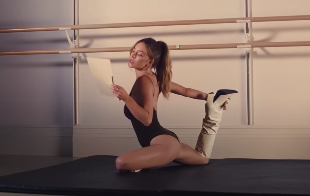 Sydney Sweeney är supersnygg i ny reklam för Jimmy Choo